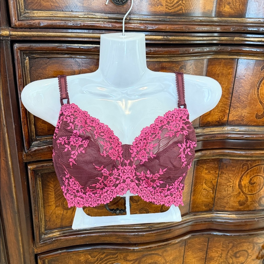 Wacoal Fuchsia Lace Bra
